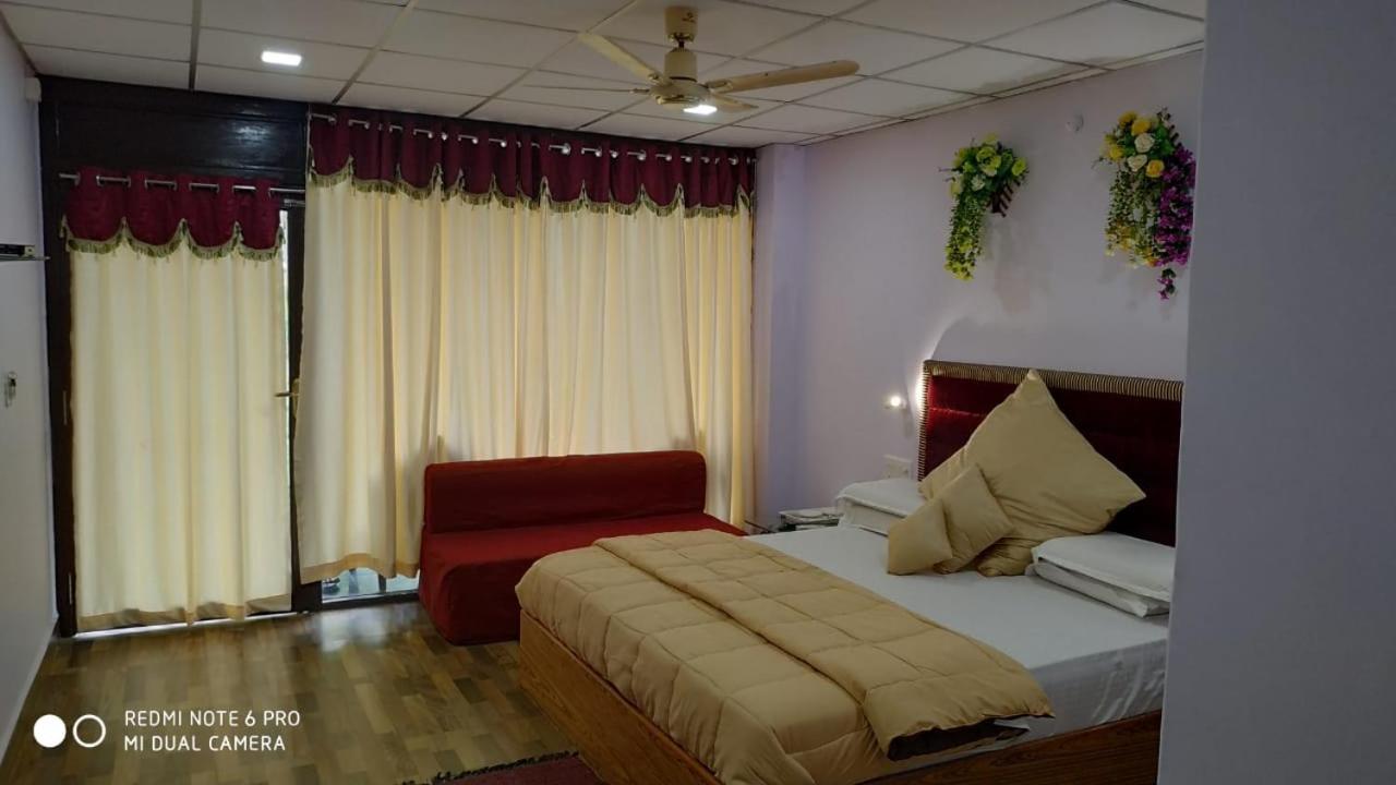 Coconhuts Beach Resort Lakshmanpur Dış mekan fotoğraf
