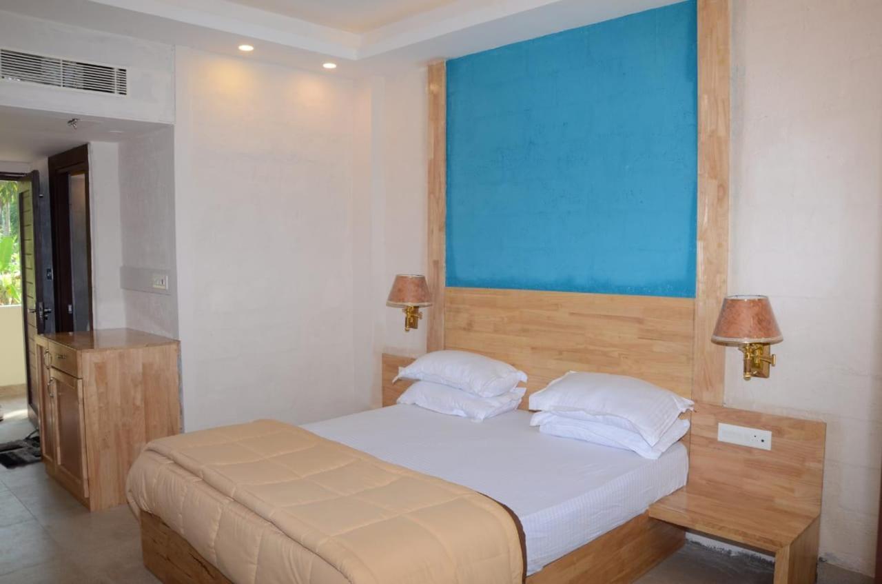 Coconhuts Beach Resort Lakshmanpur Dış mekan fotoğraf