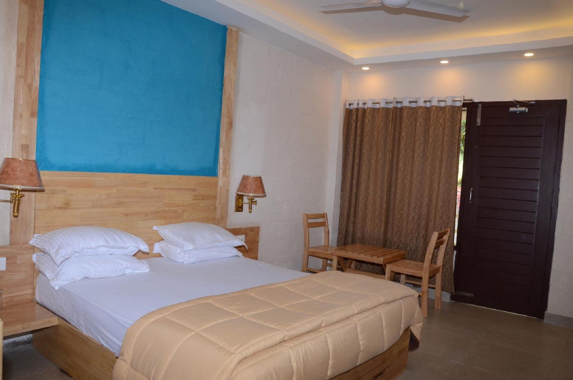 Coconhuts Beach Resort Lakshmanpur Dış mekan fotoğraf