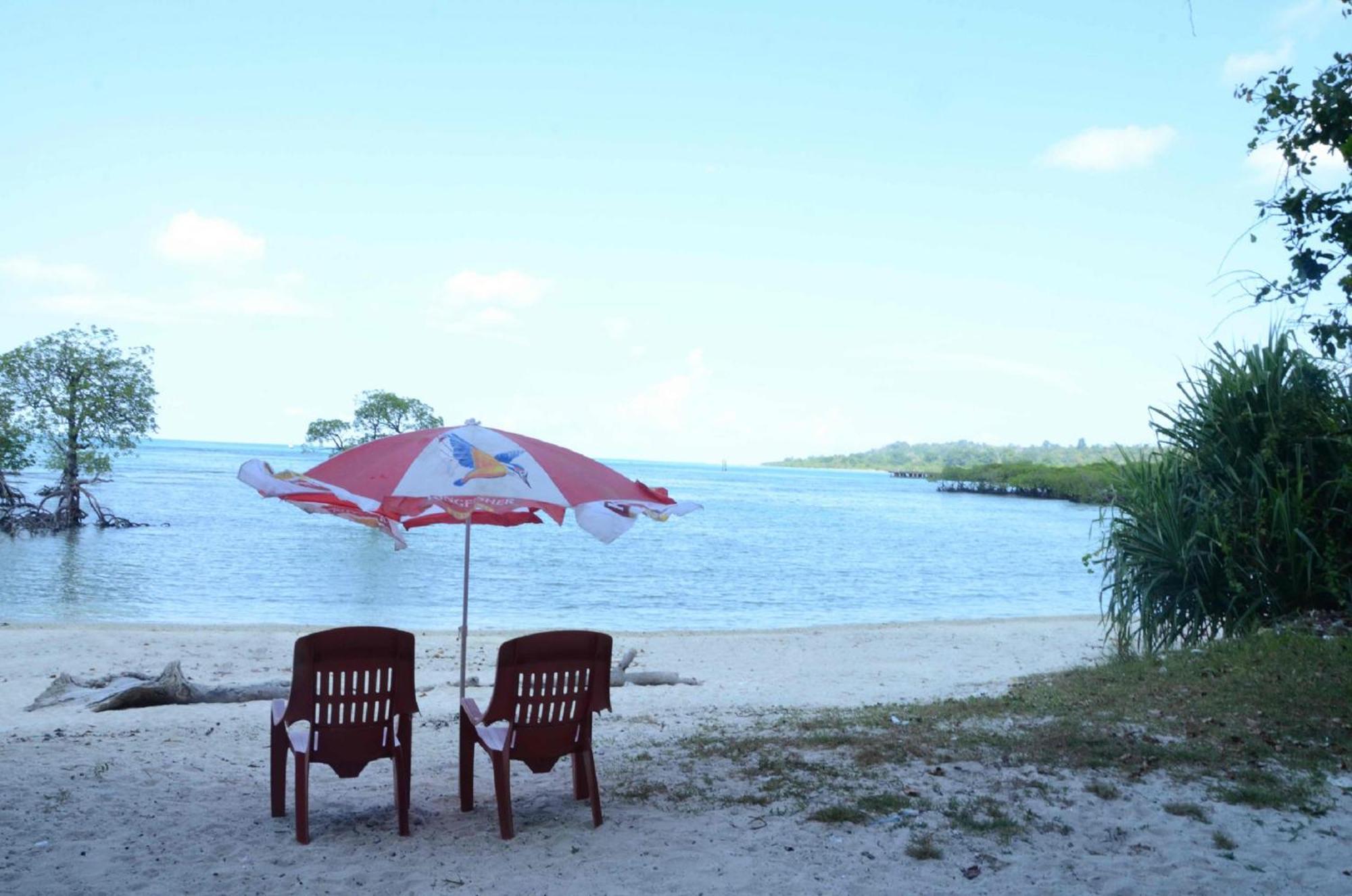 Coconhuts Beach Resort Lakshmanpur Dış mekan fotoğraf