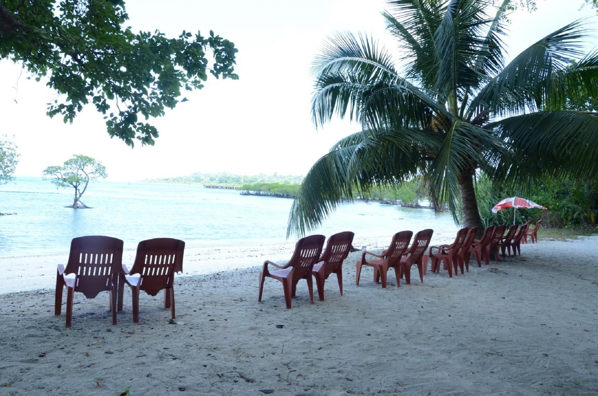 Coconhuts Beach Resort Lakshmanpur Dış mekan fotoğraf