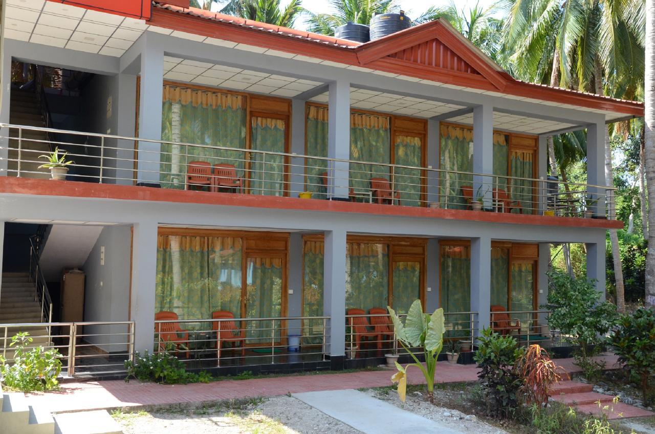 Coconhuts Beach Resort Lakshmanpur Dış mekan fotoğraf